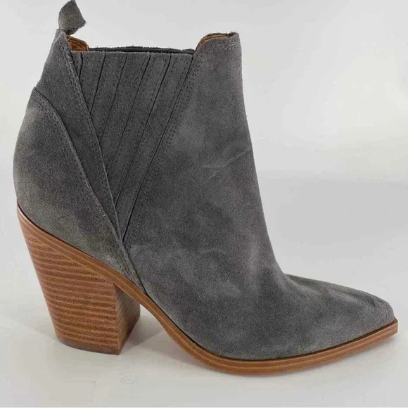 Gray fall ankle boots 9 | Marc Fisher Boots size 9 | Gray suede - Picture 2 of 10